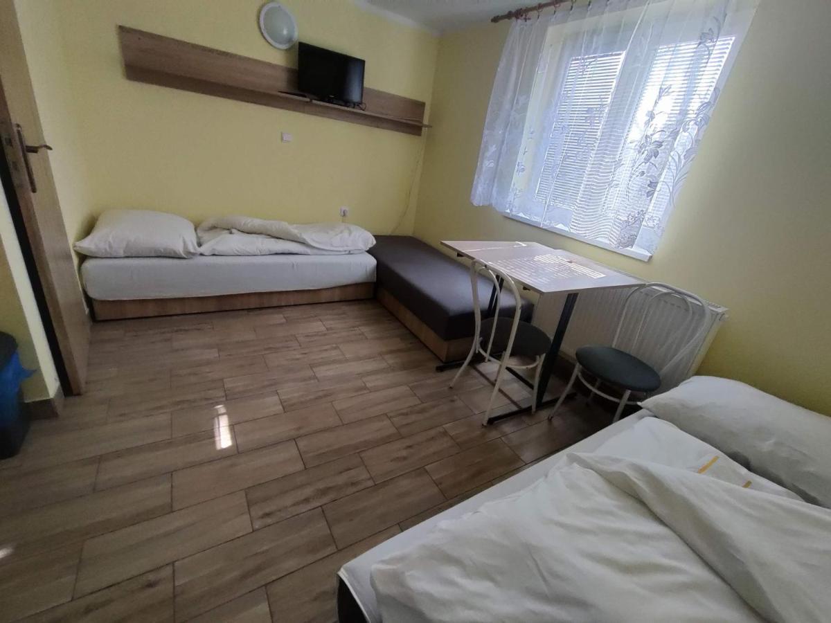 Rekreačné zariadenie Javorinka Stará Turá Esterno foto